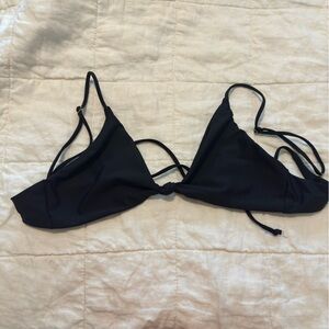 Skatie black swim top